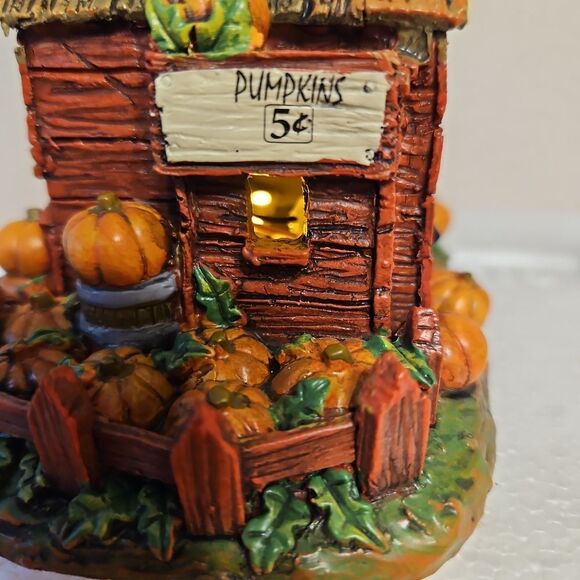 Hawthorne Village Peanuts Light Up "The Great Pumpkin" Table Decor - Picture 12 of 15